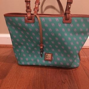 Dooney & Bourke purse